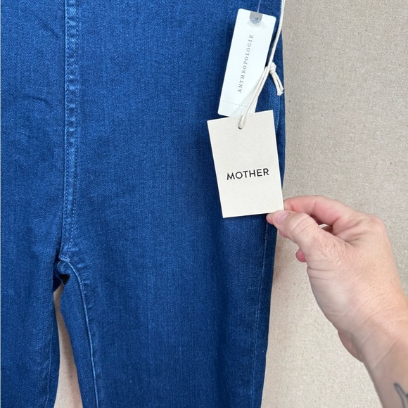 MOTHER Pull-On Nothing Bunny Snip Capri Jeans Size 27 Blue Denim Medium Wash - Picture 6 of 12